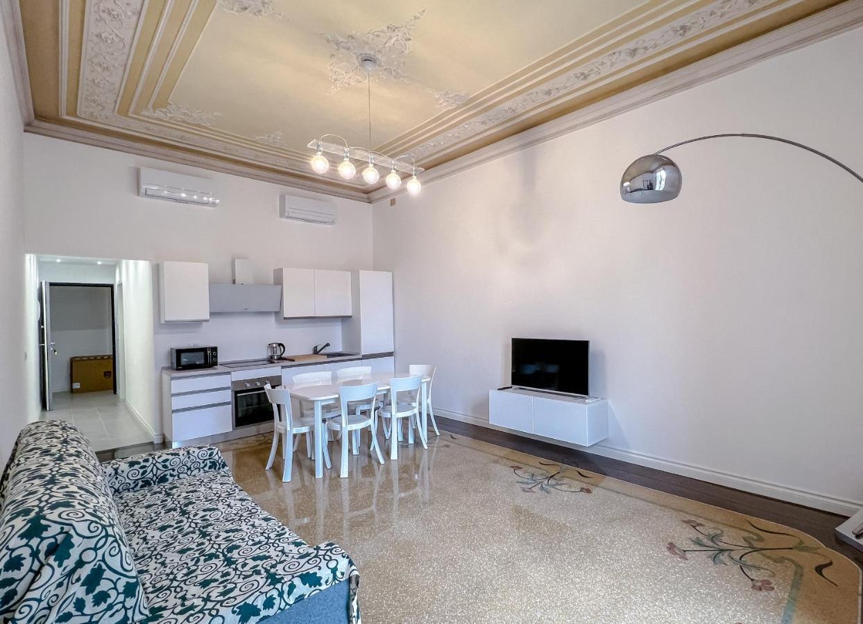 Appartamenti In Villa Del '900 Varazze Extérieur photo